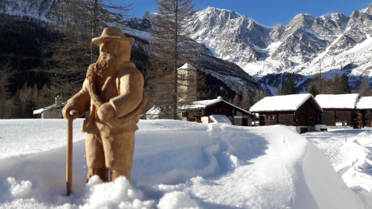 Appartamento Casa Weisstor Con Patio, Giardino E Orti Vista Monte Rosa Macugnaga Exterior foto